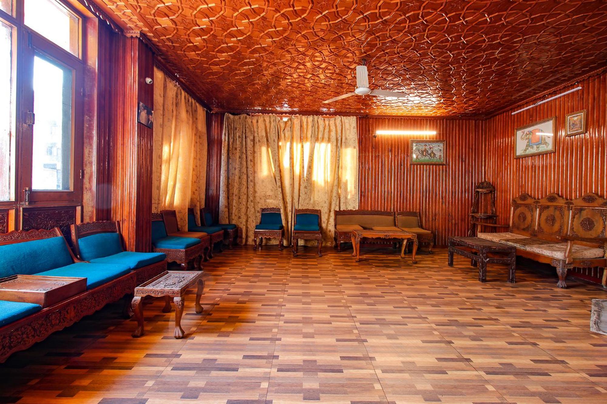 Fabhotel Kashmir Hilltown Durgjan Kültér fotó